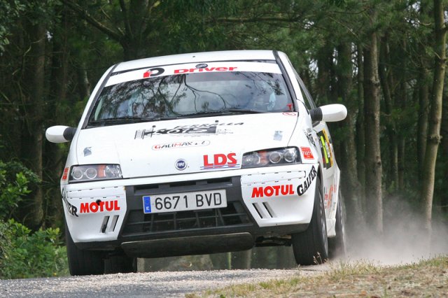08 debut en rallyes narn 2006 con fiat punto